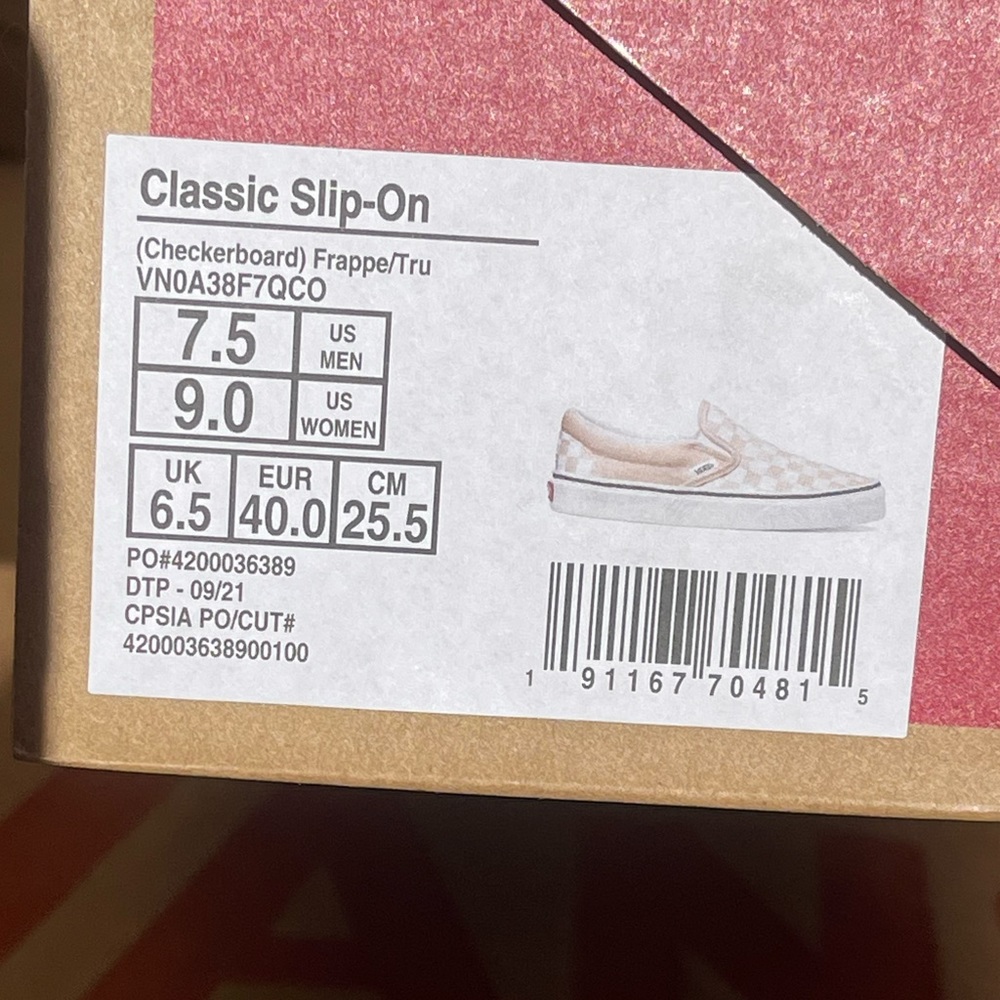 Classic Slip-On Vans - Picture 10 of 11